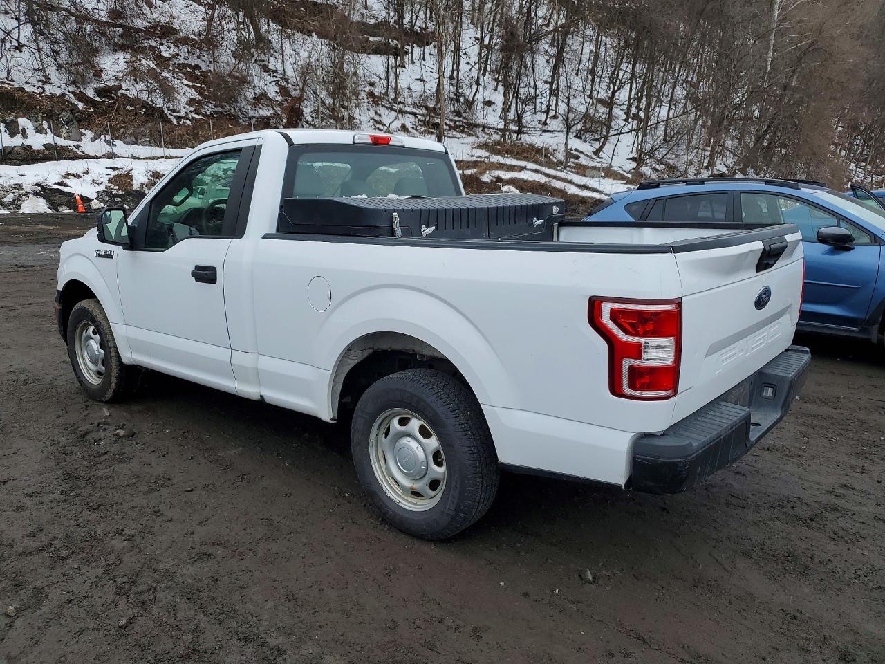 2018 Ford All models VIN 1FTMF1CB9JKD86233 photo 2