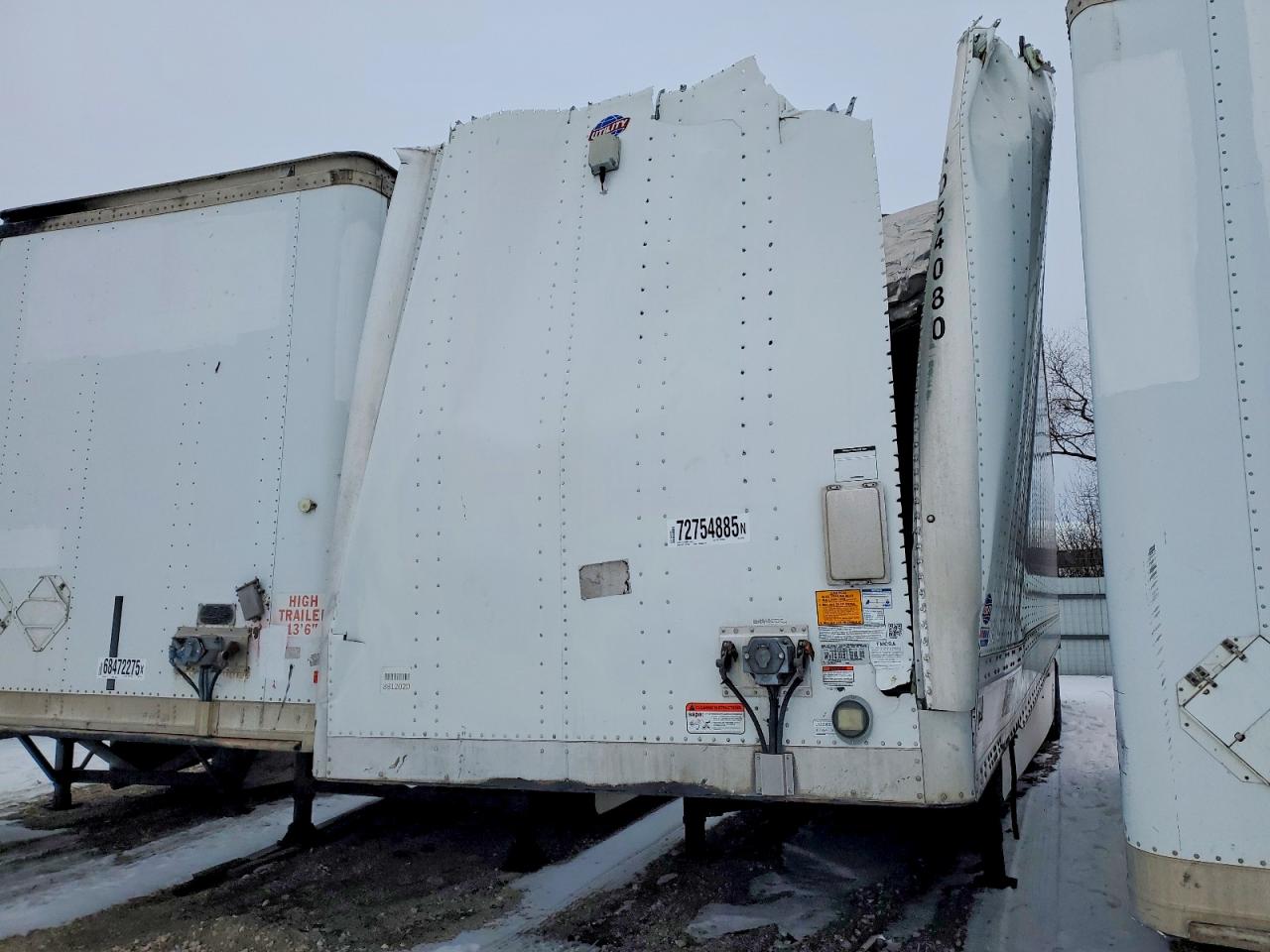 2023 UTILITY All models VIN 1UYVS253XP3881220 photo 2