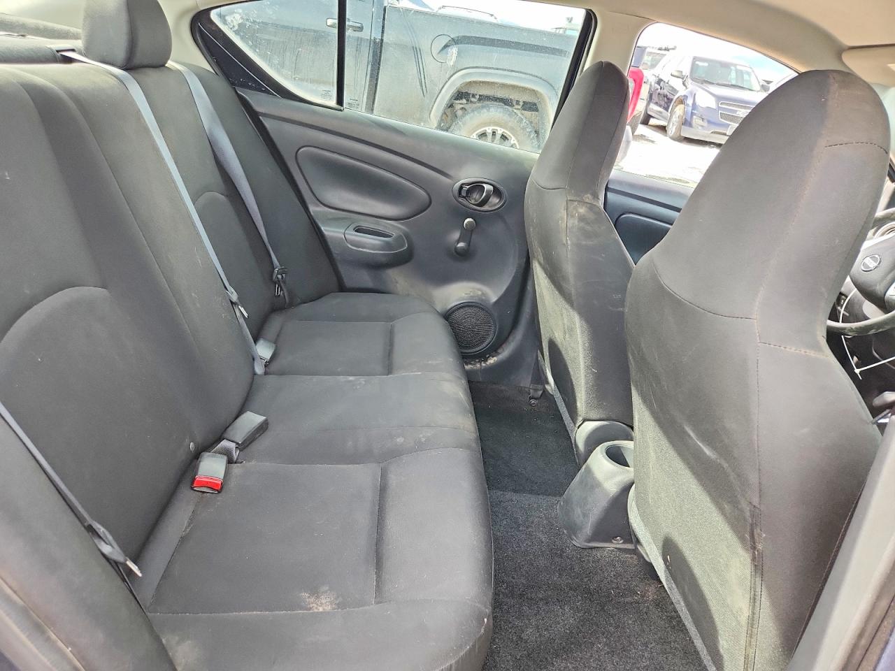 2016 Niss Versa VIN 3N1CN7AP8GL897796 photo 10