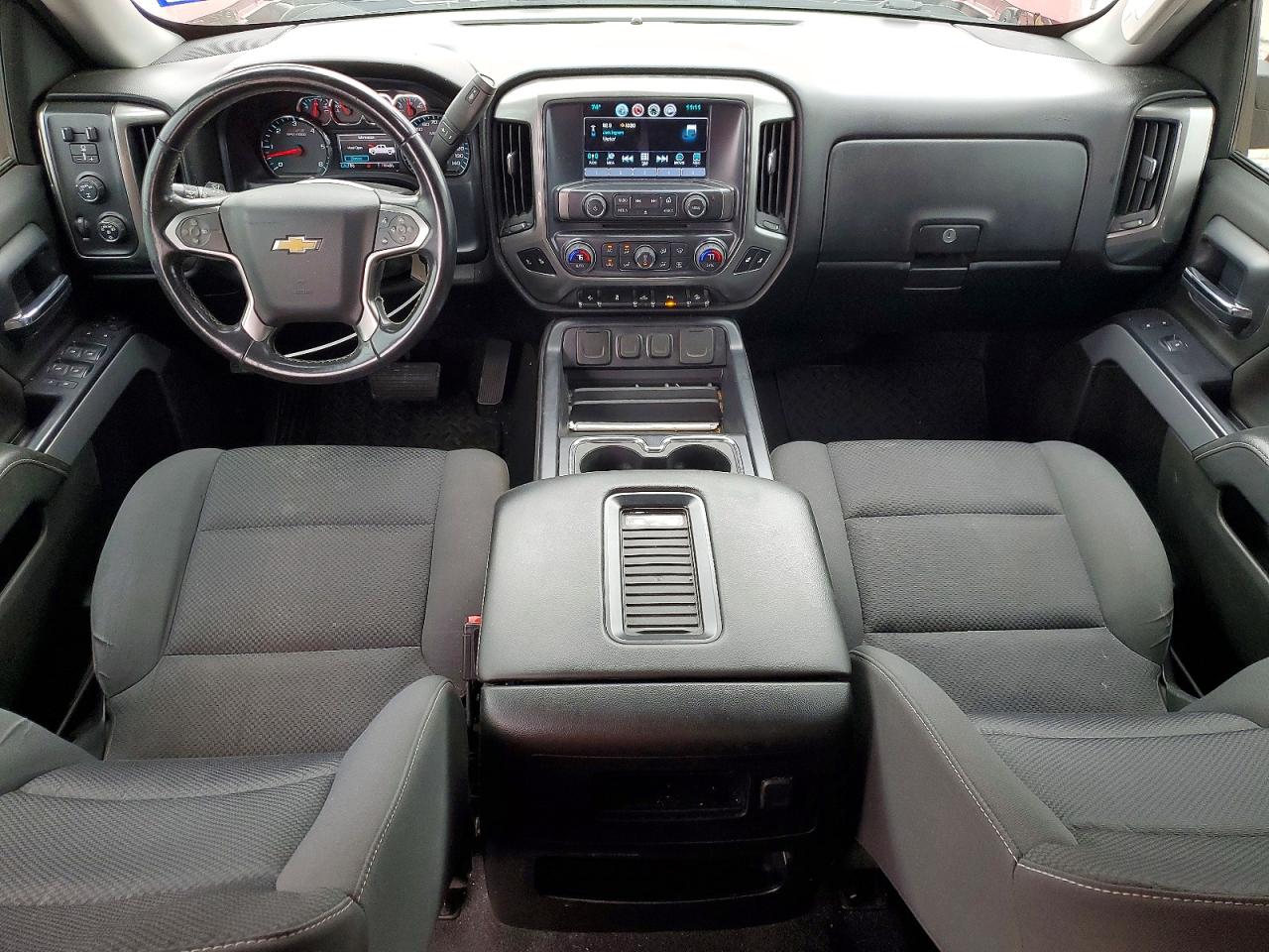 2018 Chevrolet All models VIN 3GCUKREC4JG545845 photo 8