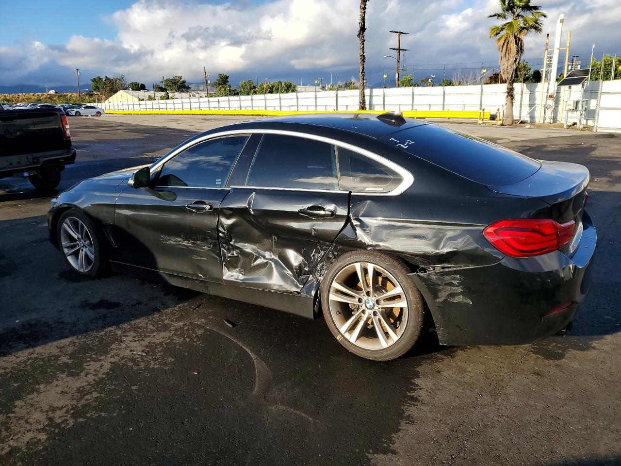 2019 BMW 4 series VIN WBA4J1C54KBM12762 photo 2