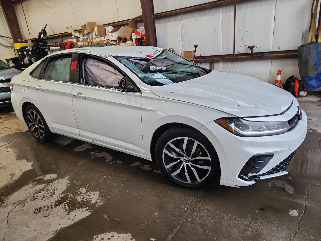 2025 VOLKSWAGEN Jetta VIN 3VWEX7BU1SM026243 photo 4
