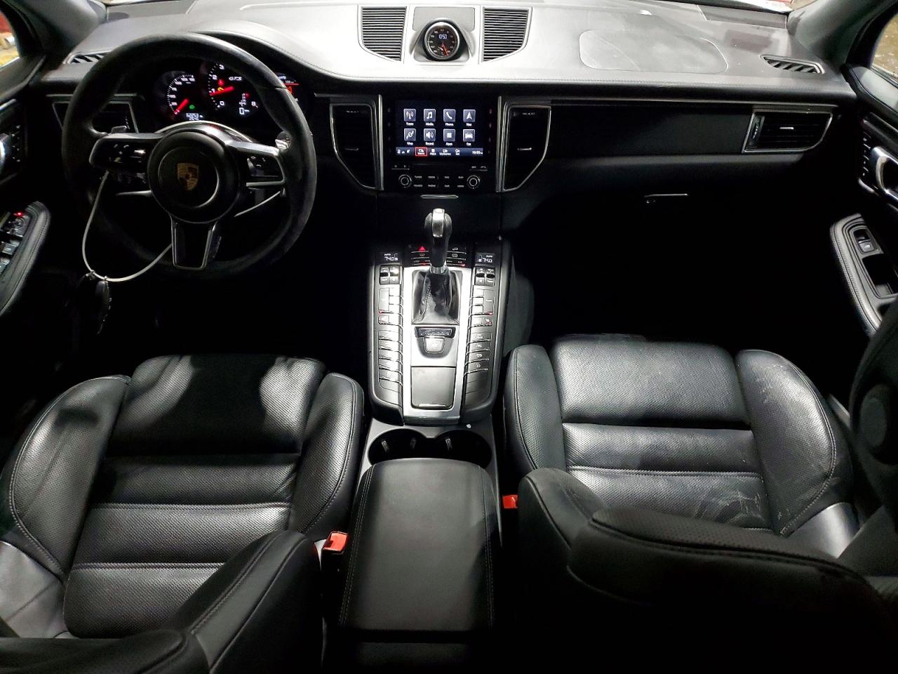 2017 PORSCHE Macan VIN WP1AG2A54HLB56279 photo 8