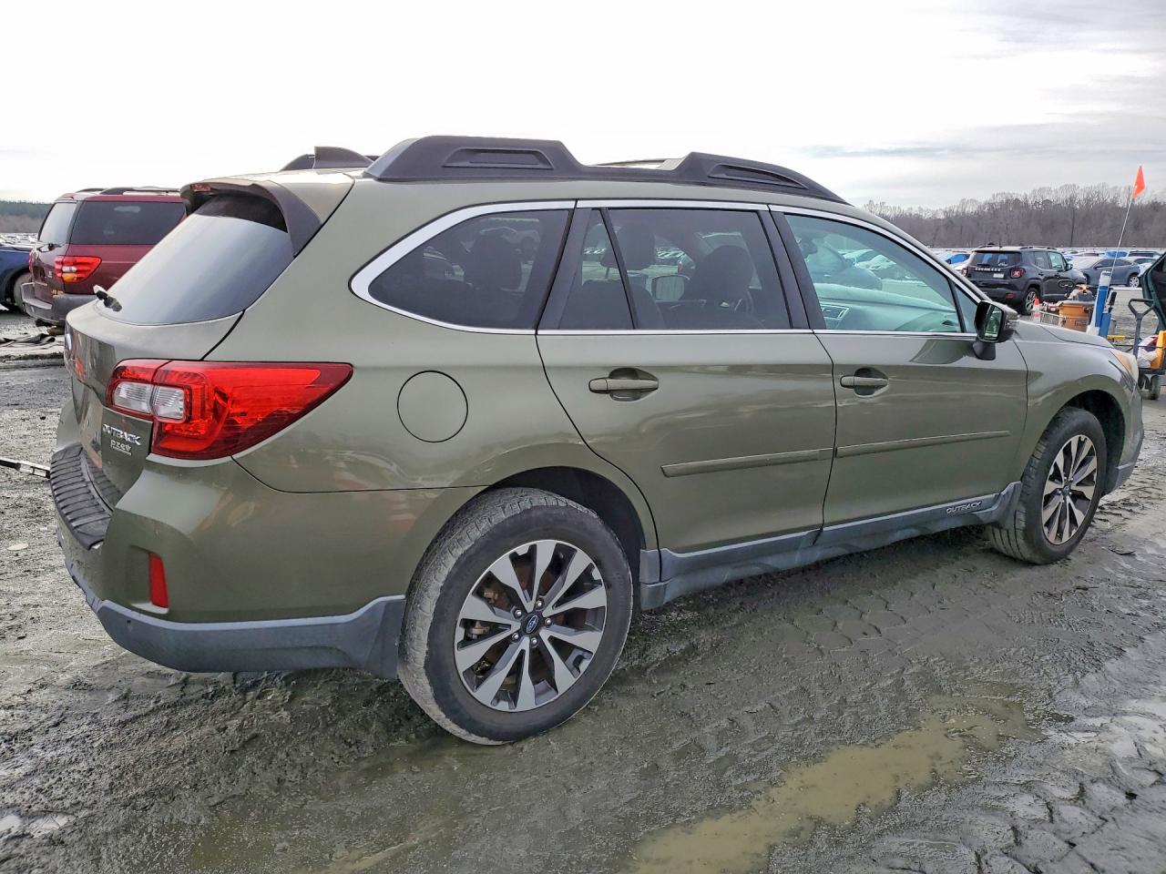 2017 Subaru Outback VIN 4S4BSANC5H3208988 photo 3