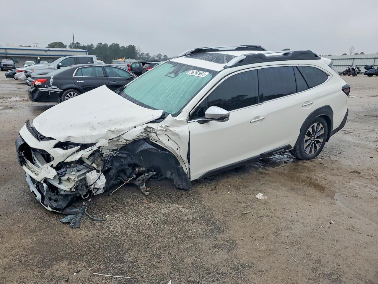 2023 Subaru Outback VIN 4S4BTGPD9P3223109 photo 1