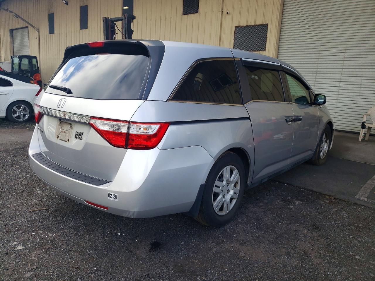 2013 Honda All models VIN 5FNRL5H24DB055656 photo 3