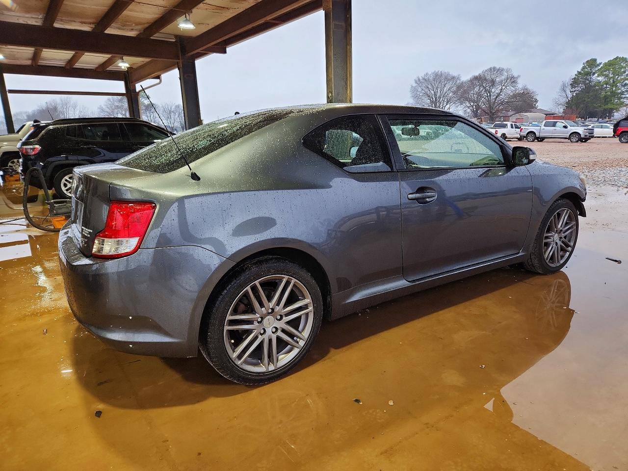 2011 Scion Tc VIN JTKJF5C74B3000313 photo 3