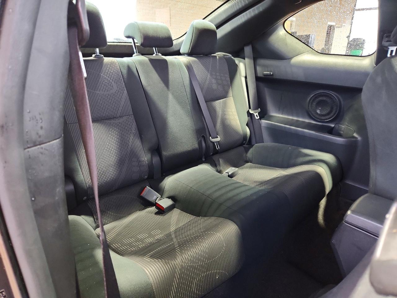 2011 Scion Tc VIN JTKJF5C74B3000313 photo 10