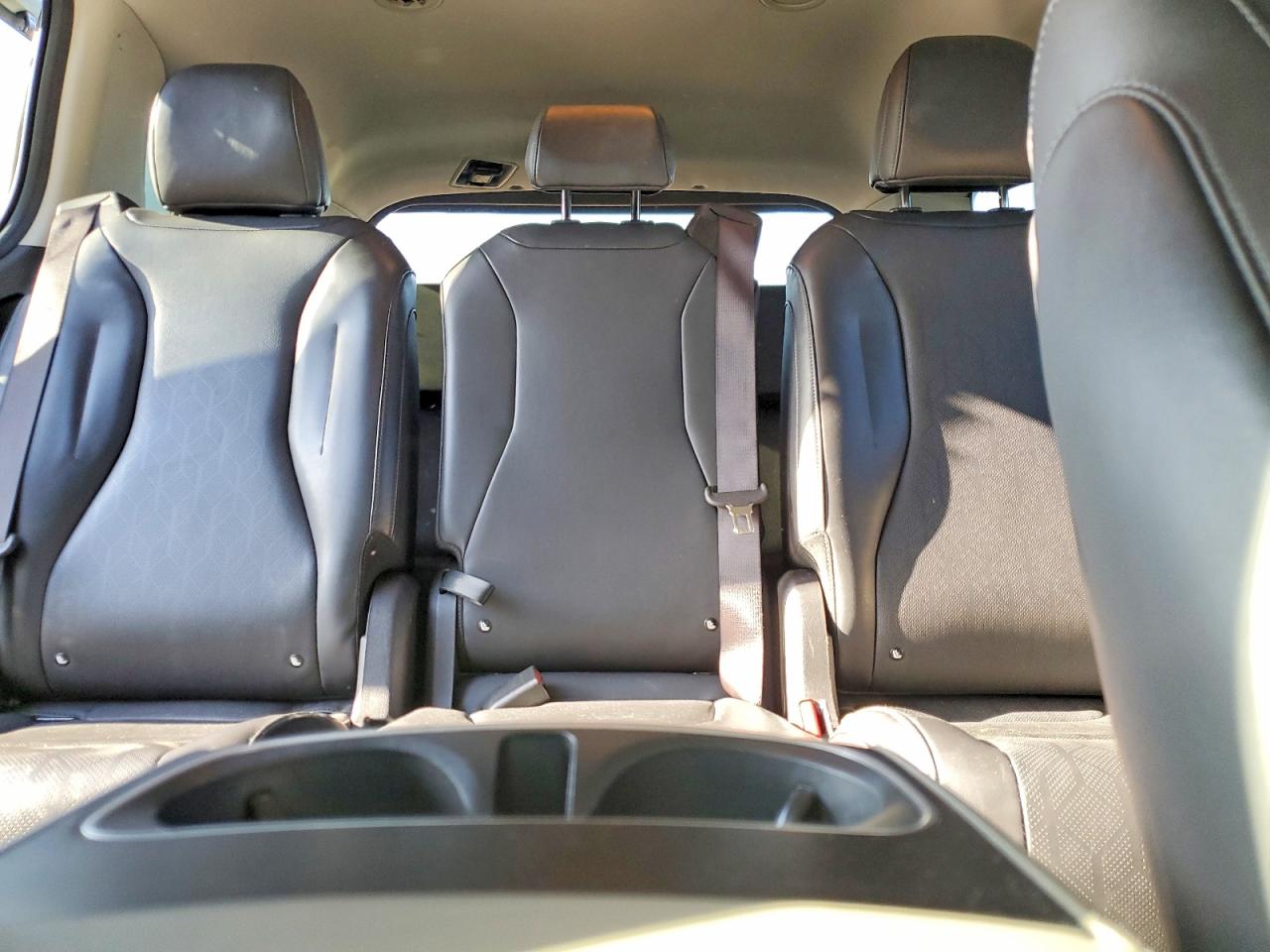 2025 Kia Carnival e VIN KNDNC5KA4S6037973 photo 10