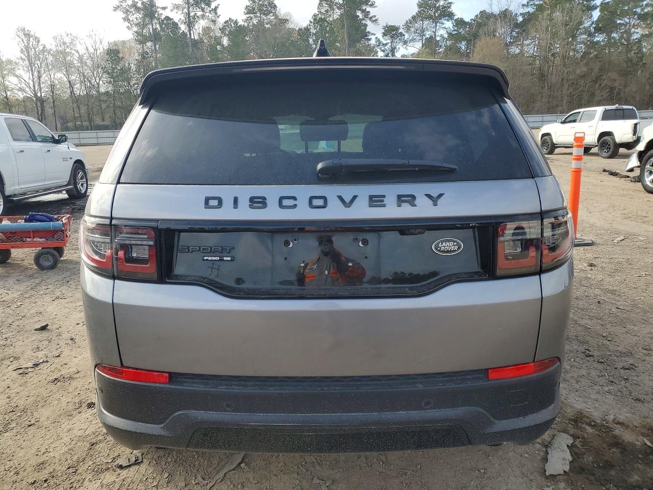 2020 LAND Discovery VIN SALCP2FX1LH834933 photo 6