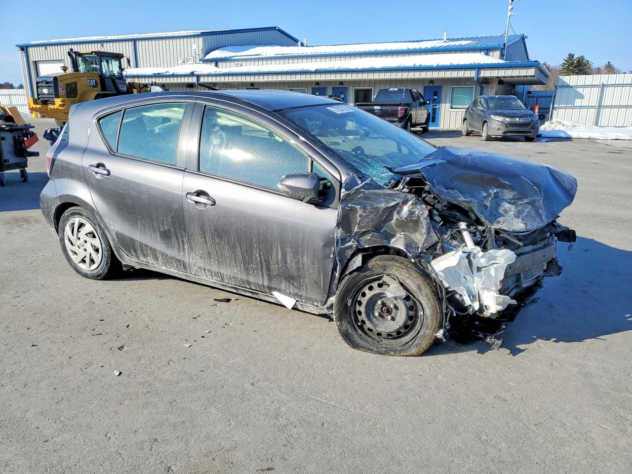 2015 TOYOTA Prius c VIN JTDKDTB33F1584807 photo 4