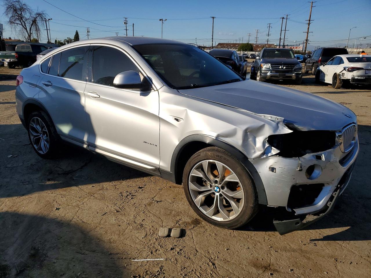 2018 BMW X4 VIN 5UXXW3C56J0Y65867 photo 4