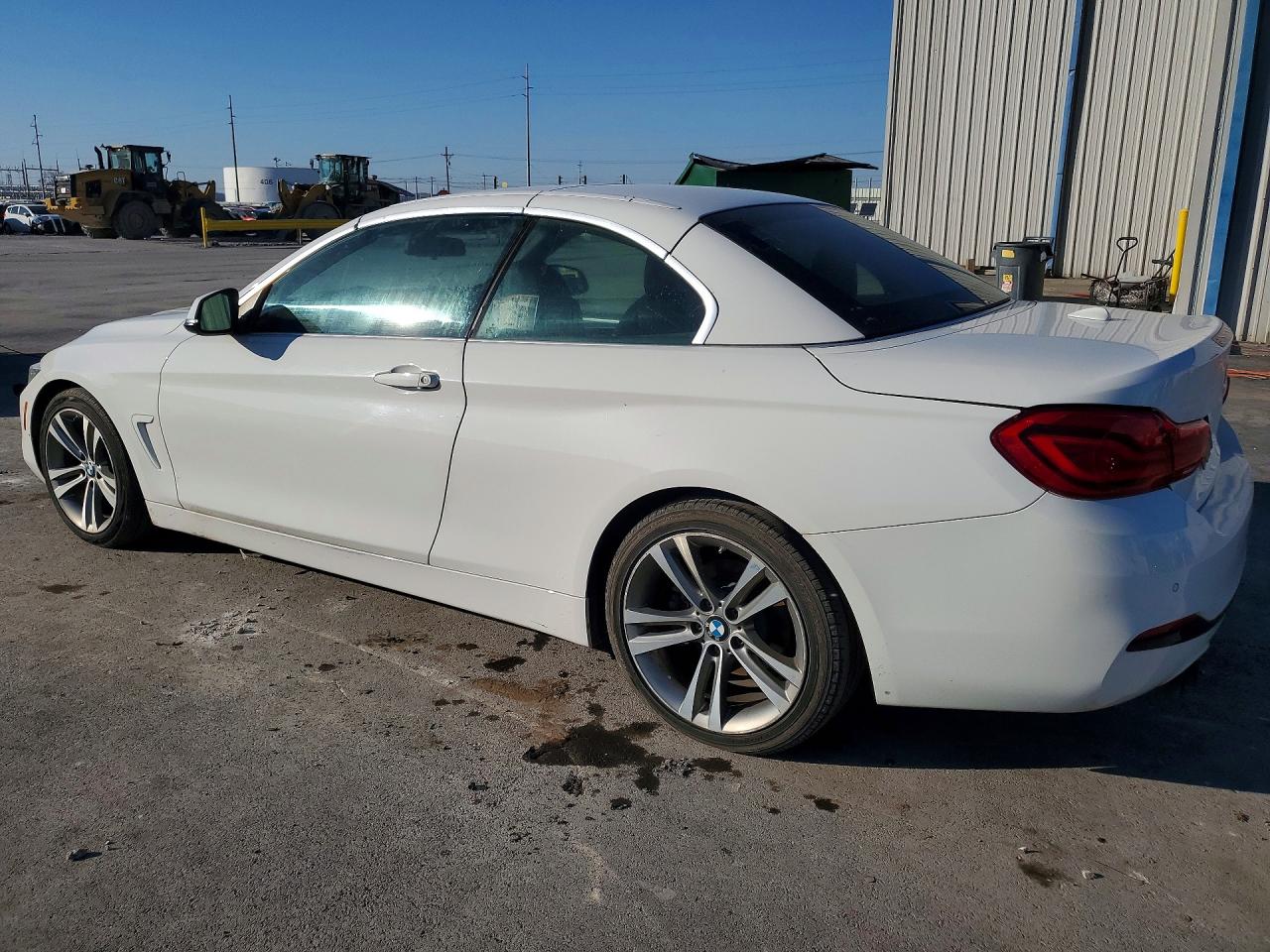 2018 BMW 4 series VIN WBA4Z1C5XJEC59958 photo 2