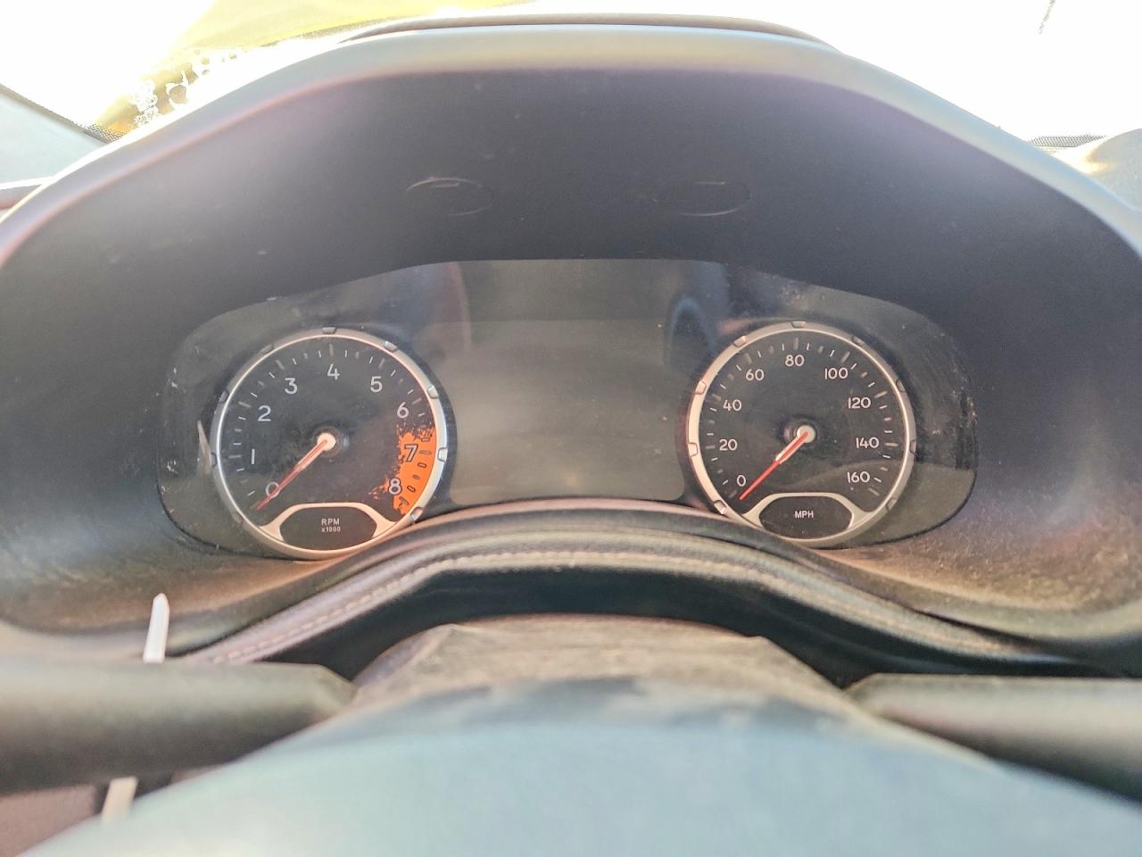 2015 Jeep Renegade VIN ZACCJBCT4FPC16125 photo 9