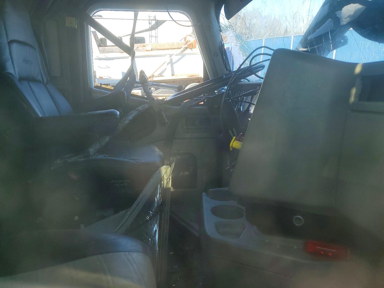 2015 International All models VIN 3HSDMAPR7FN527136 photo 7