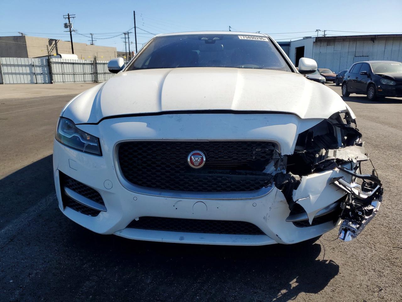 2016 Jaguar Xf VIN SAJBF4BV5GCY13402 photo 5