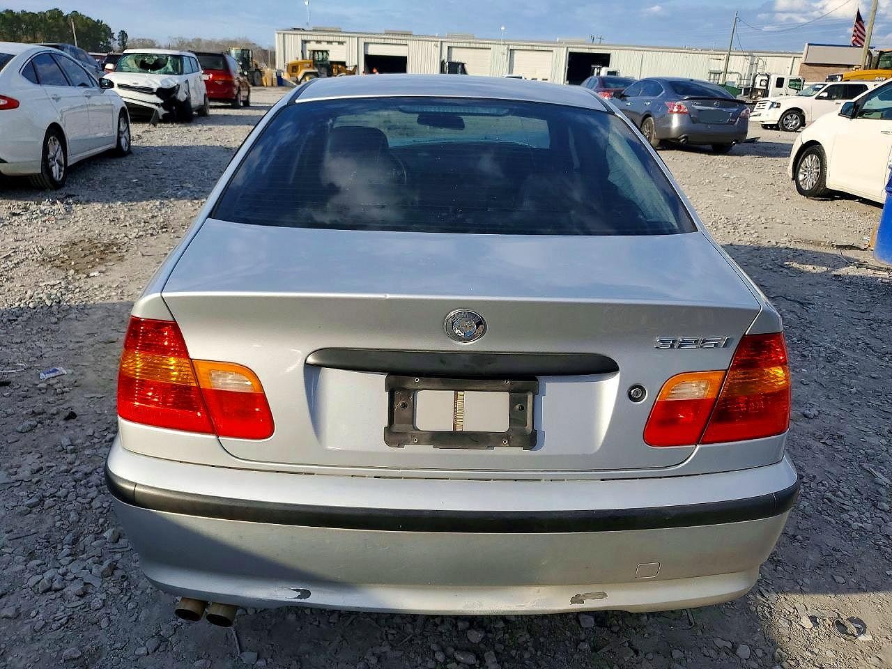 2005 BMW 3 series VIN WBAEV33495KX13267 photo 6