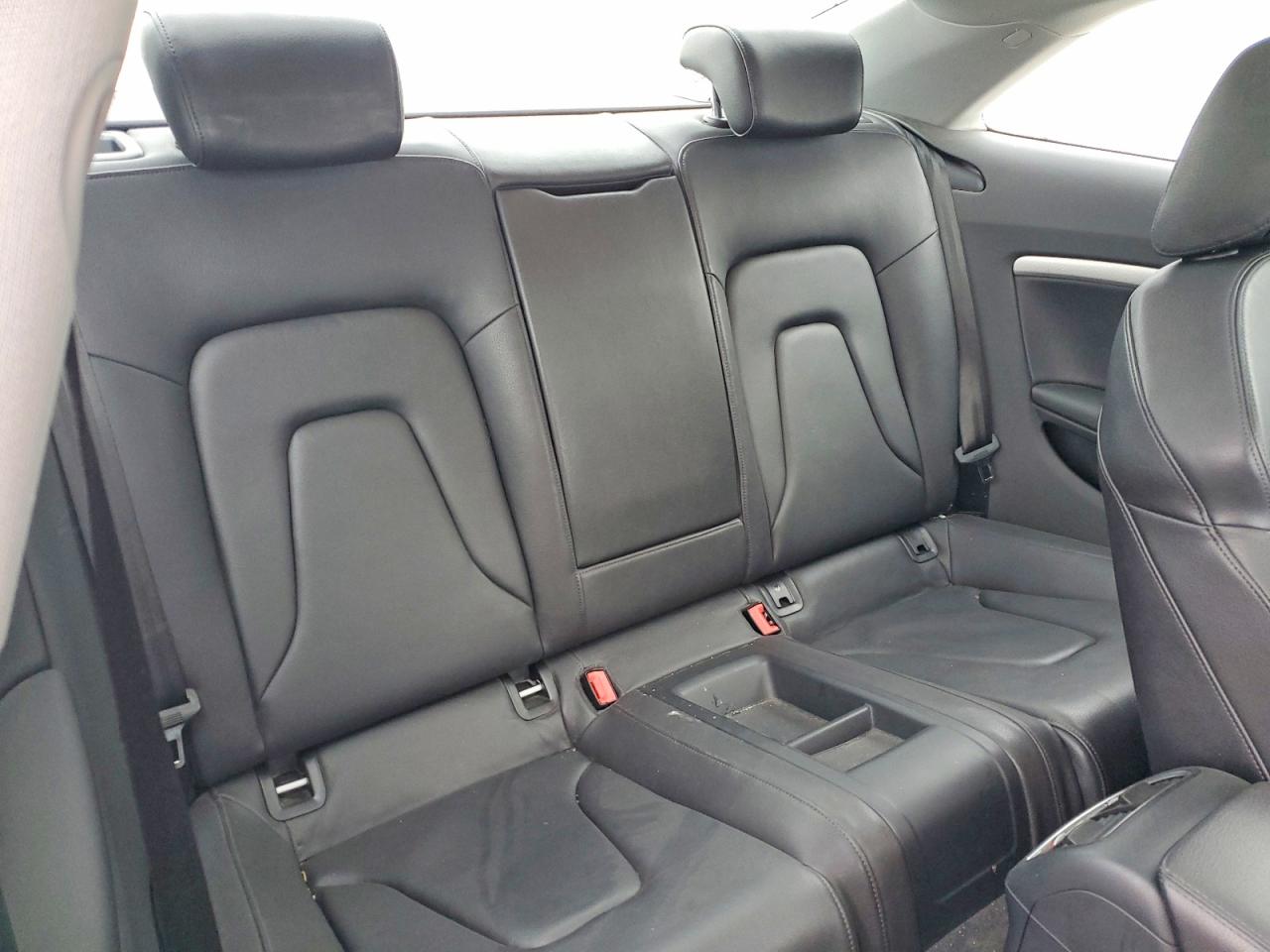 2014 Audi A5 VIN WAULFAFR2EA033037 photo 10