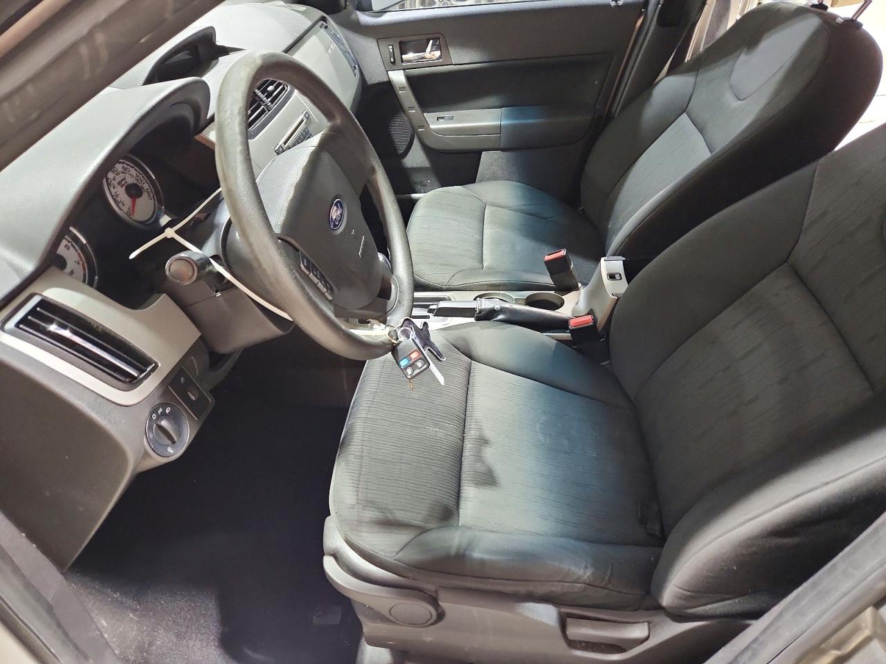2008 Ford Focus VIN 1FAHP35NX8W251580 photo 7