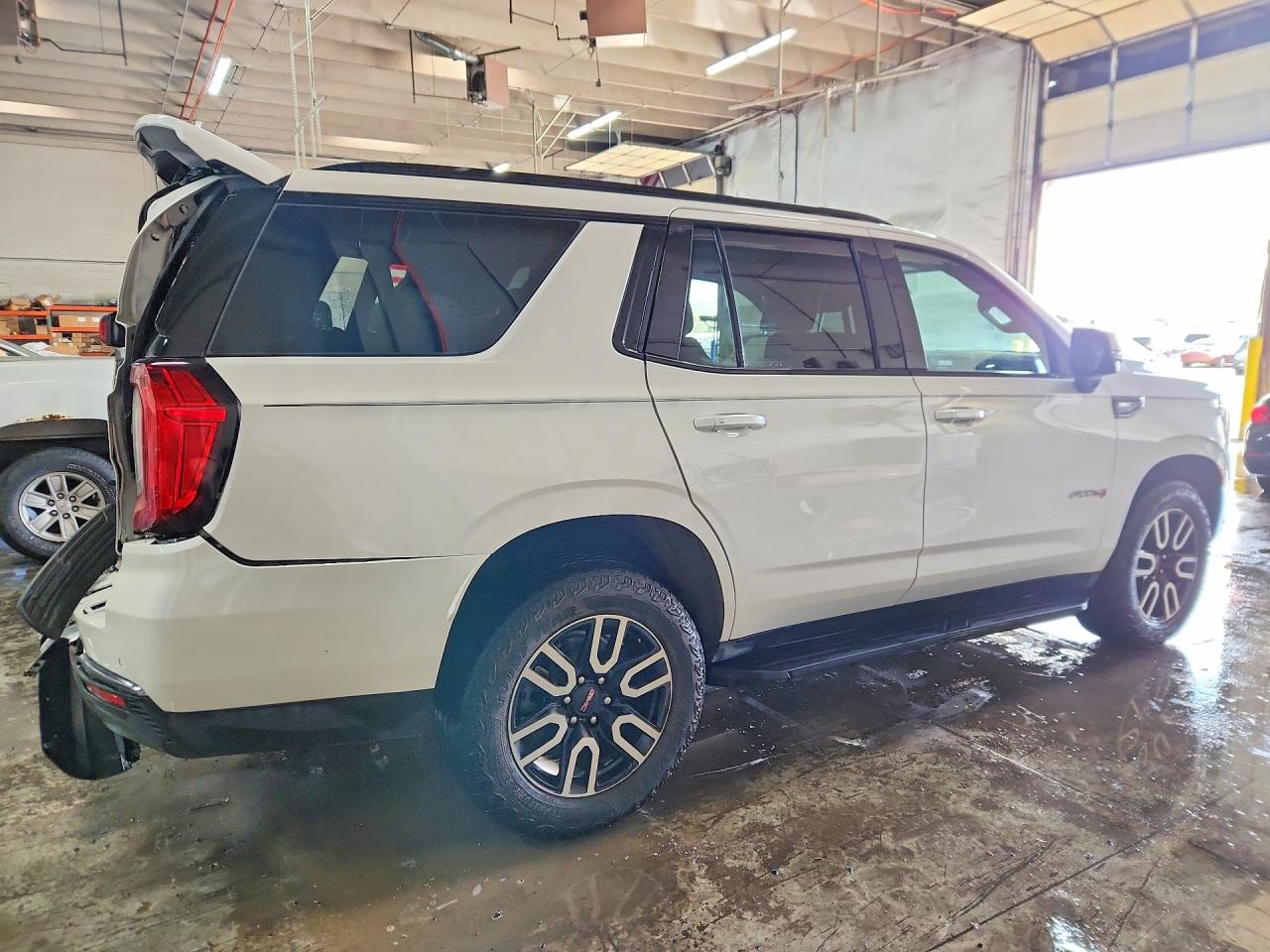 2024 GMC Yukon VIN 1GKS2CKD2RR364261 photo 3