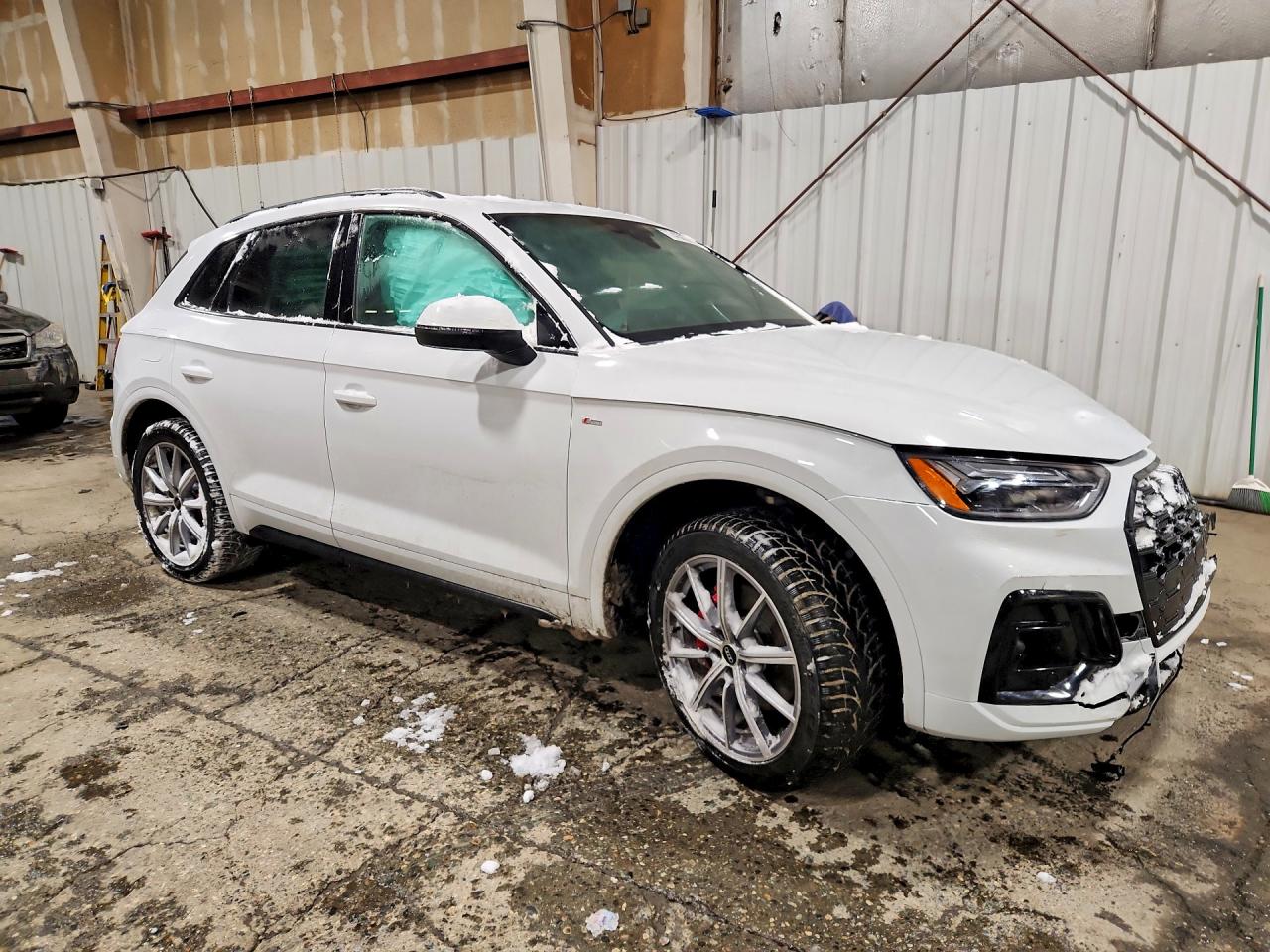 2024 Audi Q5 VIN WA1E2AFY8R2079061 photo 4