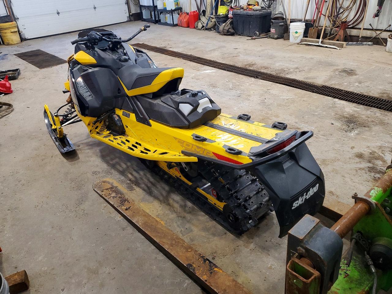 2024 SKIDOO Mxzrs VIN 2BPSUCRC3RV000256 photo 3