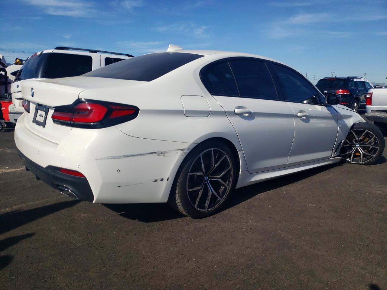 2021 BMW 5 series VIN WBA13AG06MCF92046 photo 3