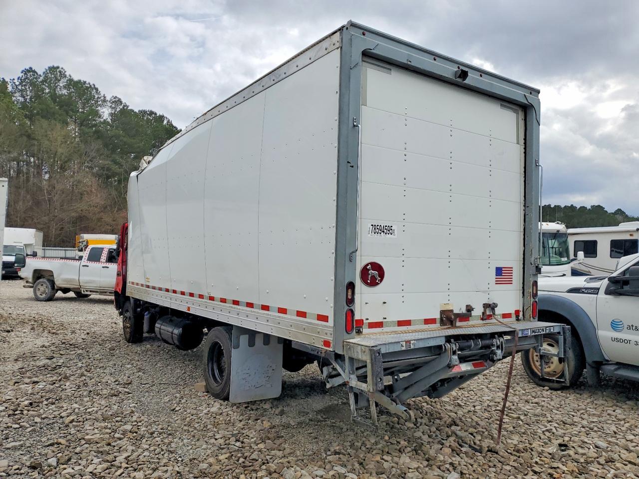 2019 HINO All models VIN JHHSDM2H7KK010410 photo 2