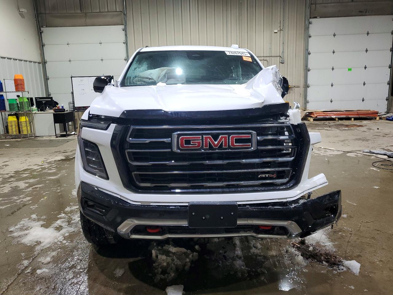 2026 GMC Yukon xl a VIN 1GKS2HKD4TR205553 photo 5
