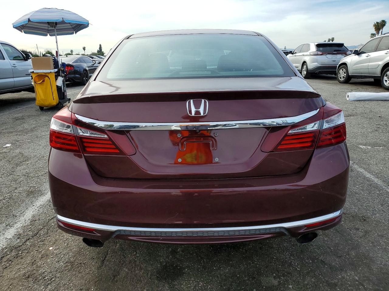 2016 HONDA Accord VIN 1HGCR2F57GA168368 photo 6