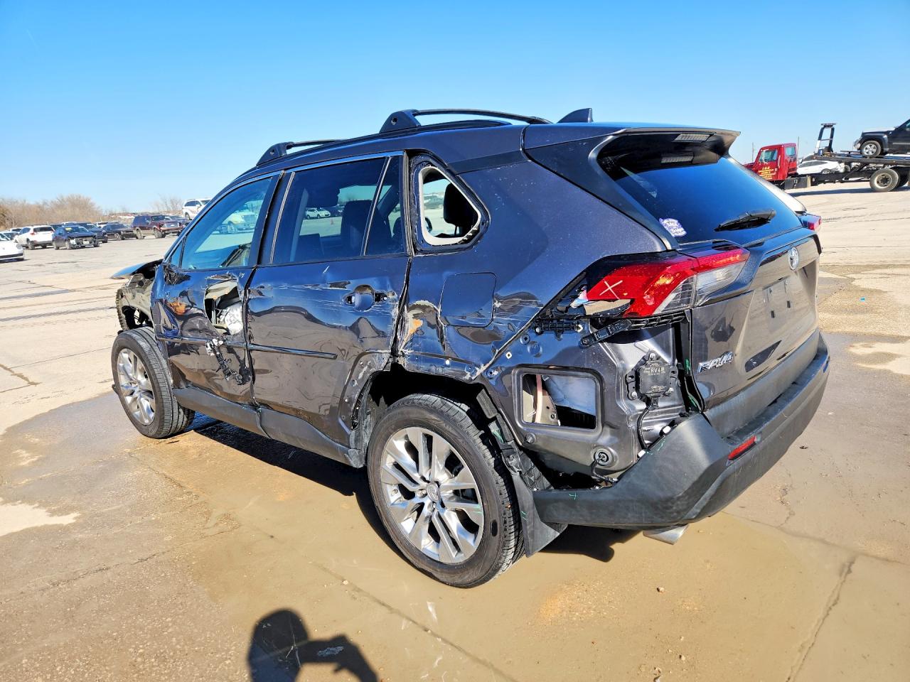2024 Toyota Rav4 VIN 2T3C1RFV1RW330157 photo 2