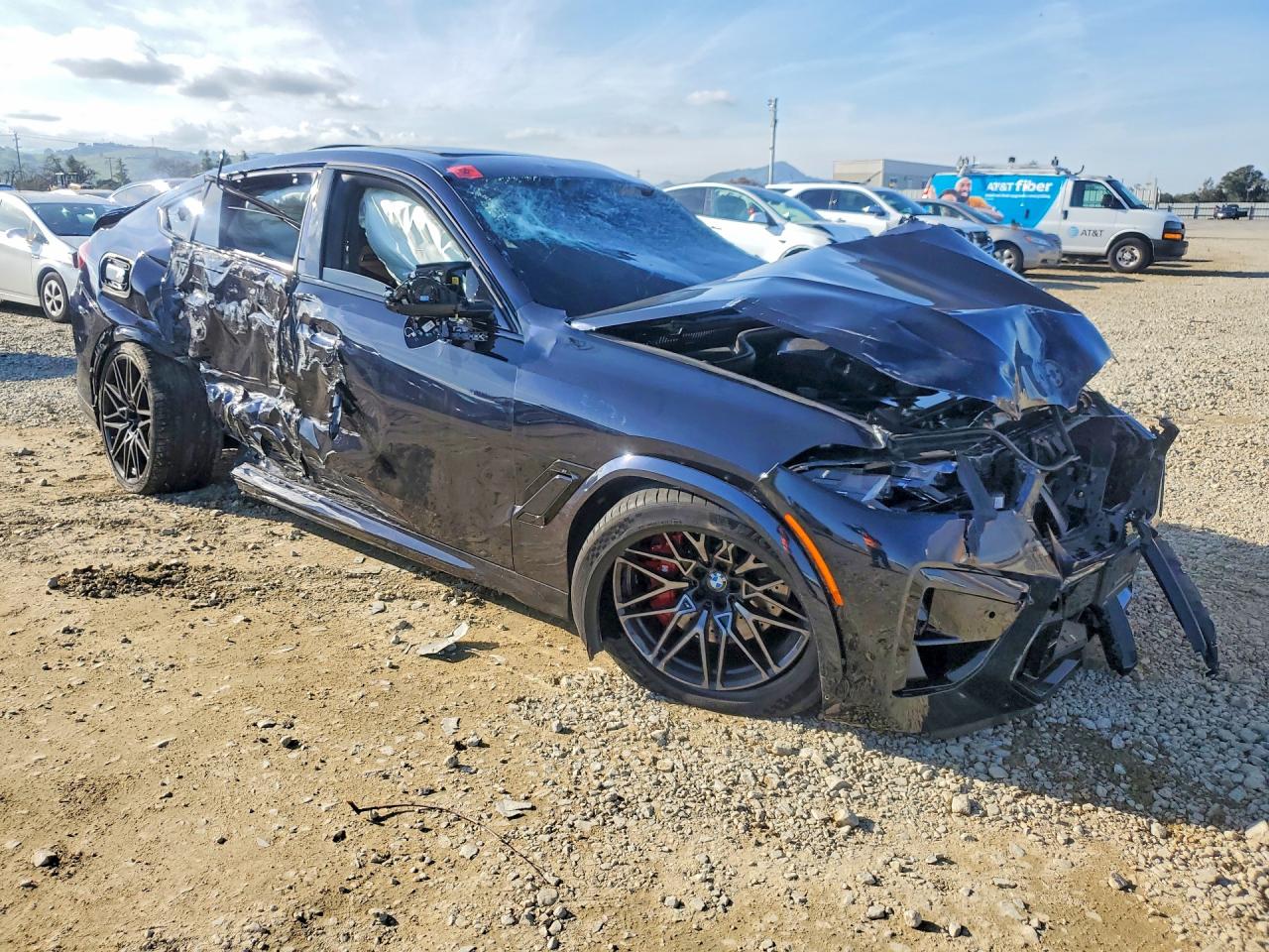 2024 BMW X6 m compe VIN 5YM23ET03R9S29717 photo 4