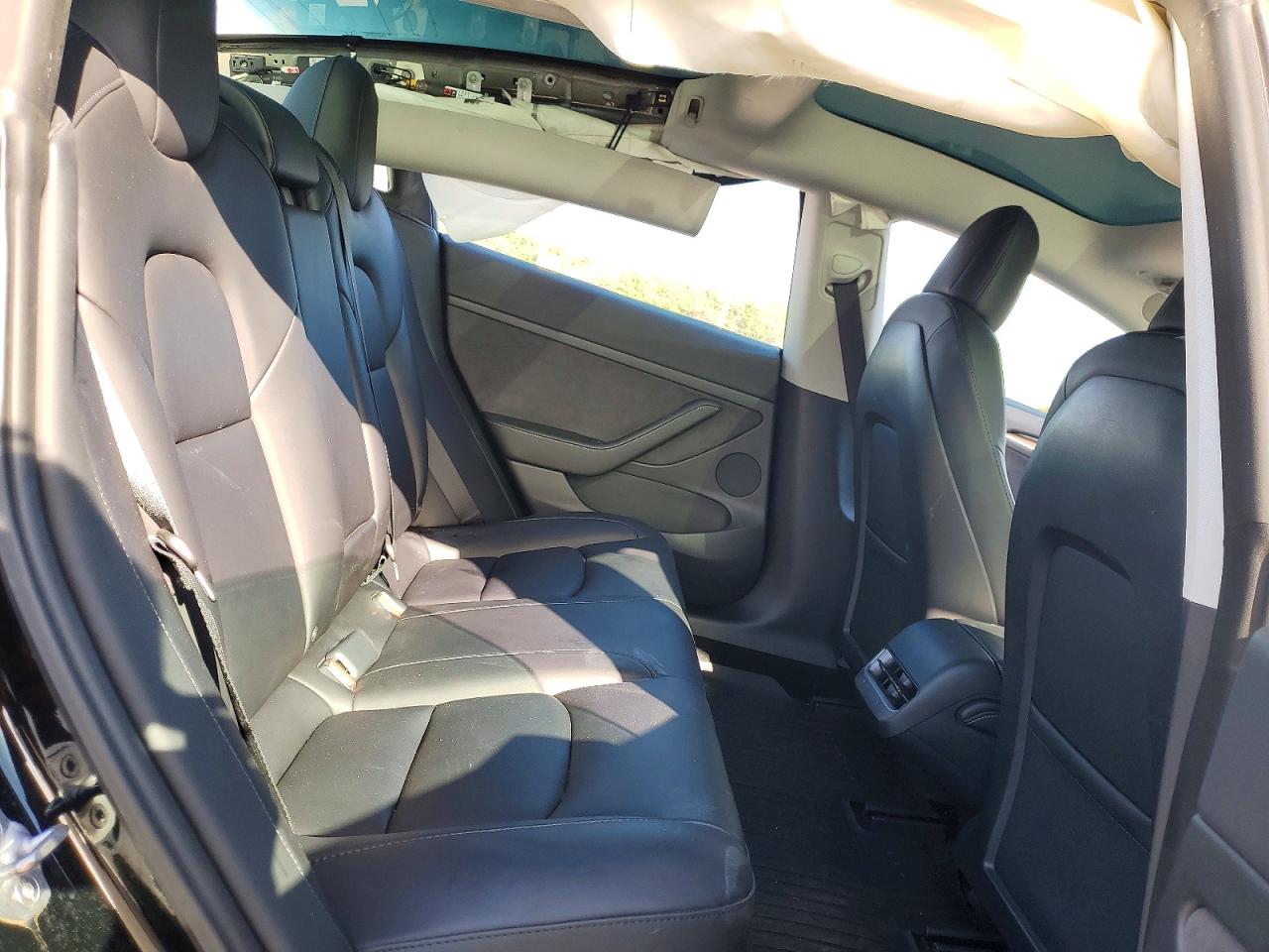 2023 Tesla Model 3 VIN 5YJ3E1EA3PF431692 photo 10