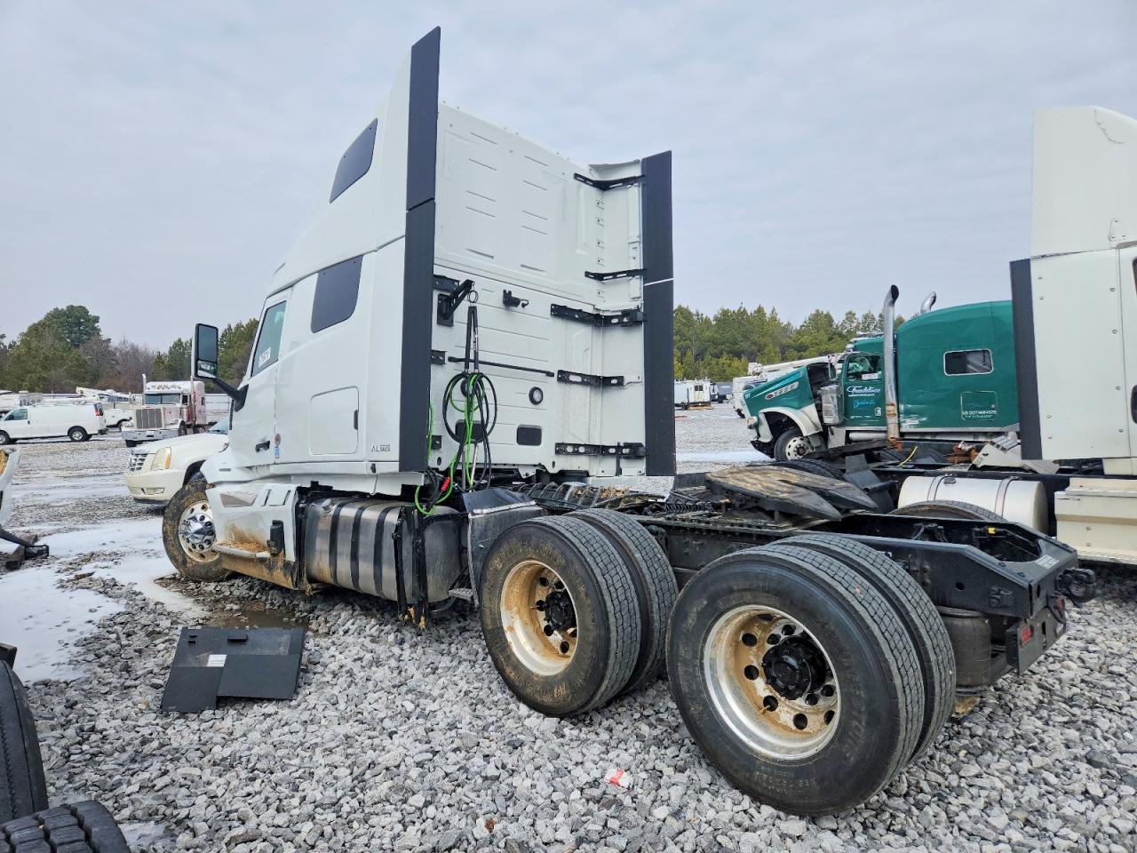2026 VOLVO All other VIN 4V4BC9EH7TN715436 photo 3