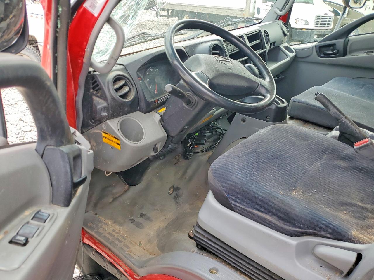 2019 HINO All models VIN JHHSDM2H7KK010410 photo 8