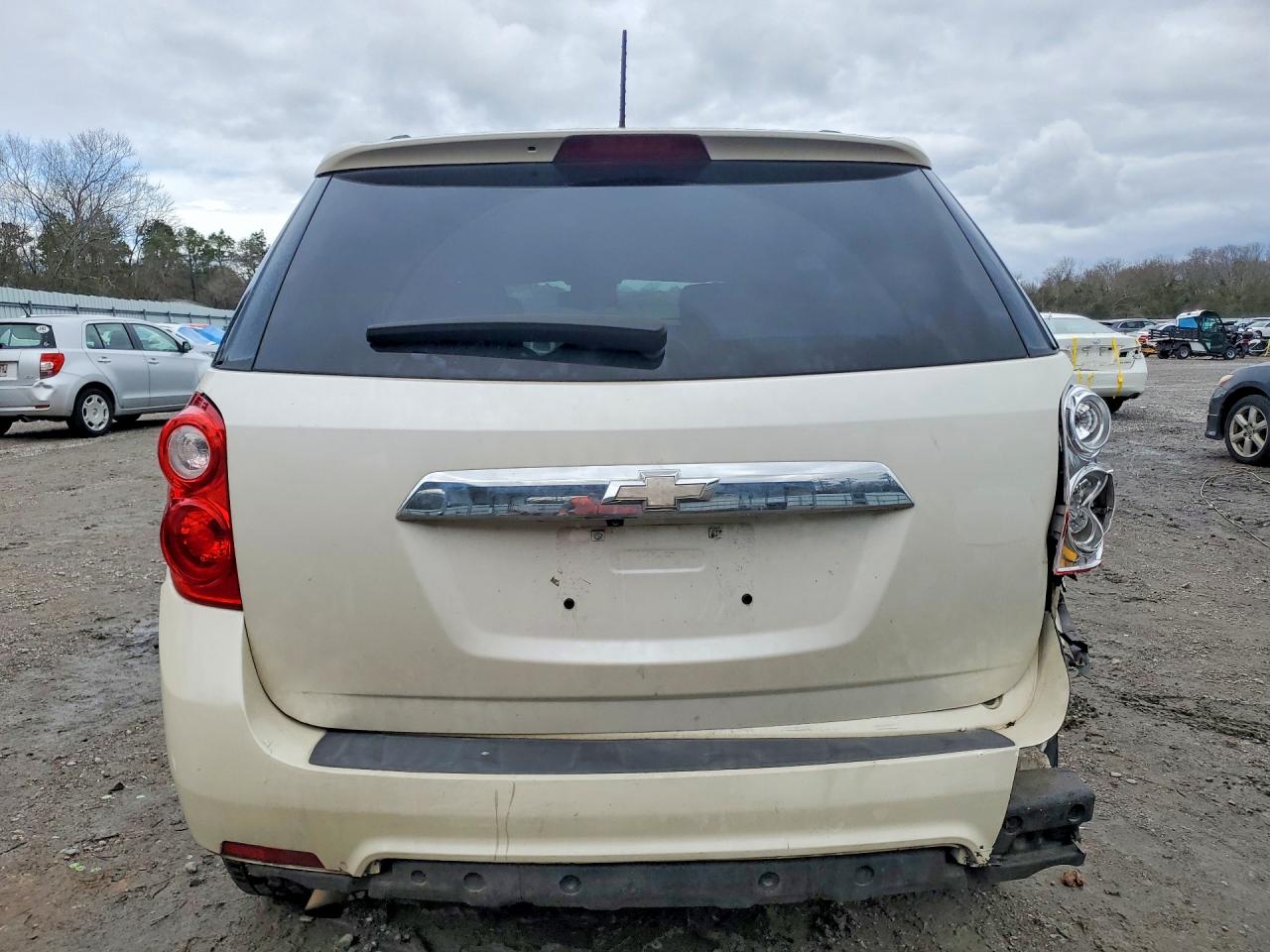 2015 CHEV Equinox VIN 1GNALBEK9FZ126354 photo 6