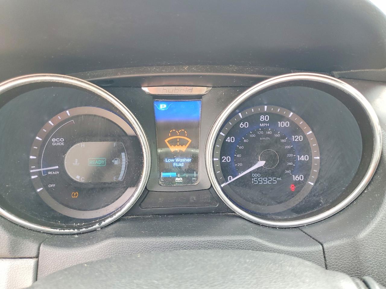 2015 Hyundai Sonata hybrid VIN KMHEC4A45FA135253 photo 9