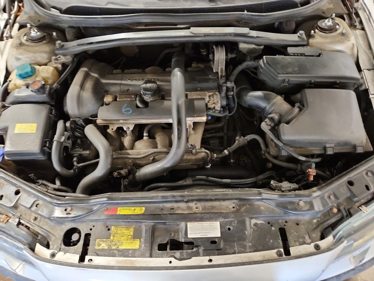 2004 VOLVO S60 VIN YV1RH59H642365387 photo 11