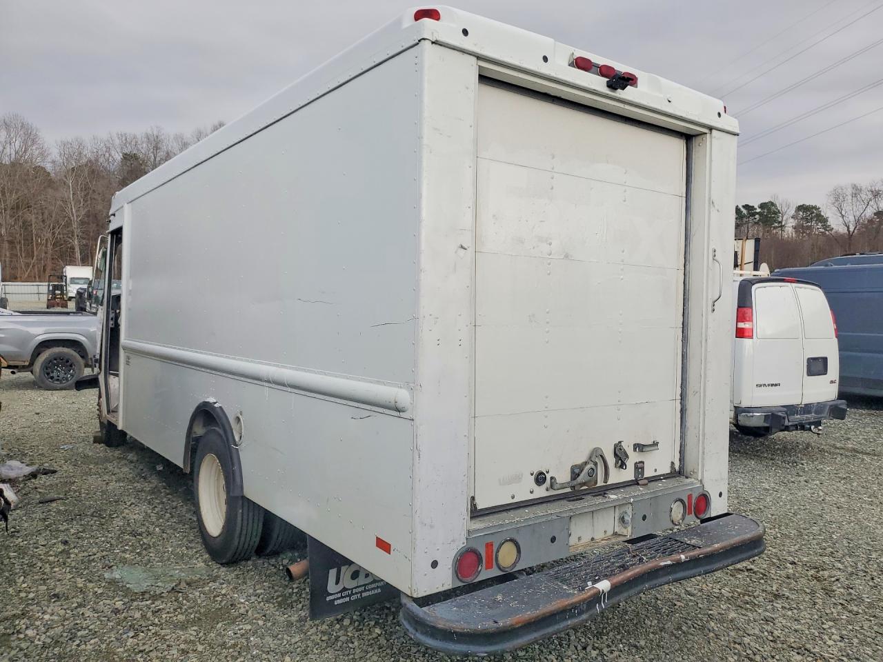 2003 WORKHORSE All models VIN 5B4HP42Y333359828 photo 2