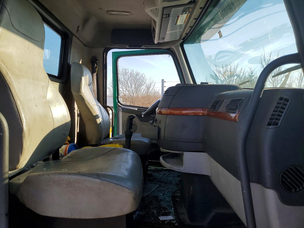 2009 Volvo Vnl vnl VIN 4V4NC9EG09N270034 photo 5