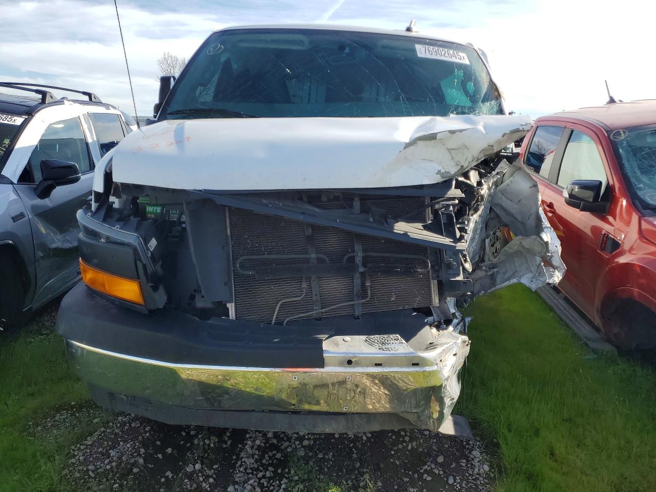 2020 GMC Savana VIN 1GTW7AFG7L1238023 photo 5