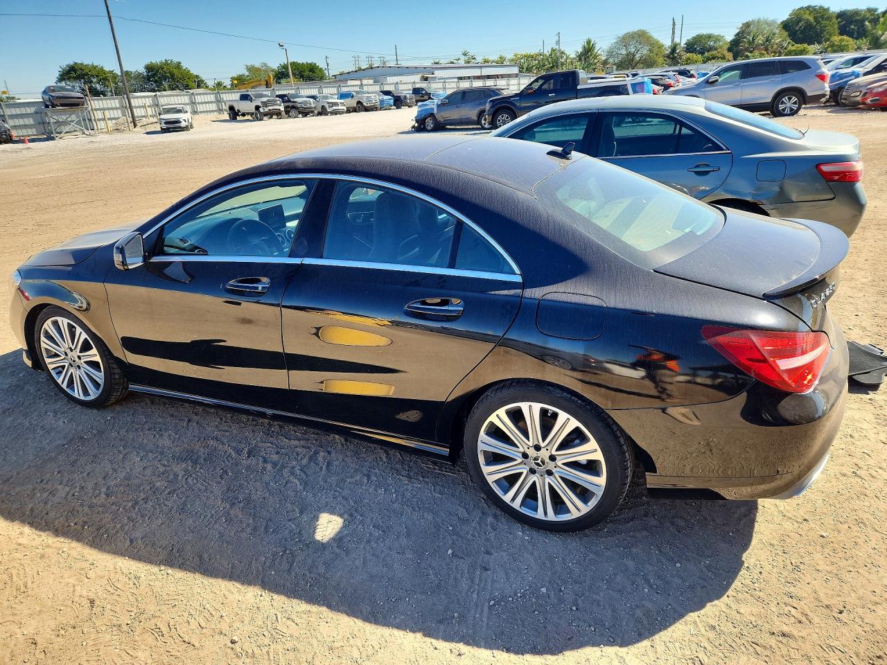 2018 Mercedes-Benz Cla-class VIN WDDSJ4EB9JN650821 photo 2