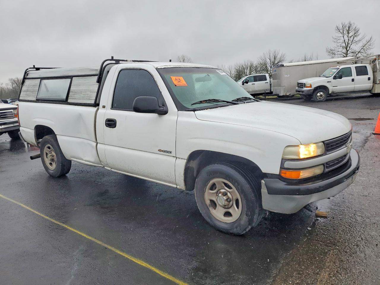 2000 Chevrolet Silverado 1500 VIN 1GCEC14W5YE304960 photo 4