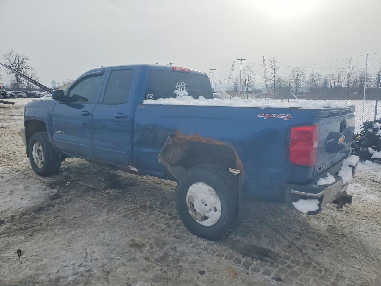 2015 Chevrolet All models VIN 1GC2KVEG0FZ550261 photo 2