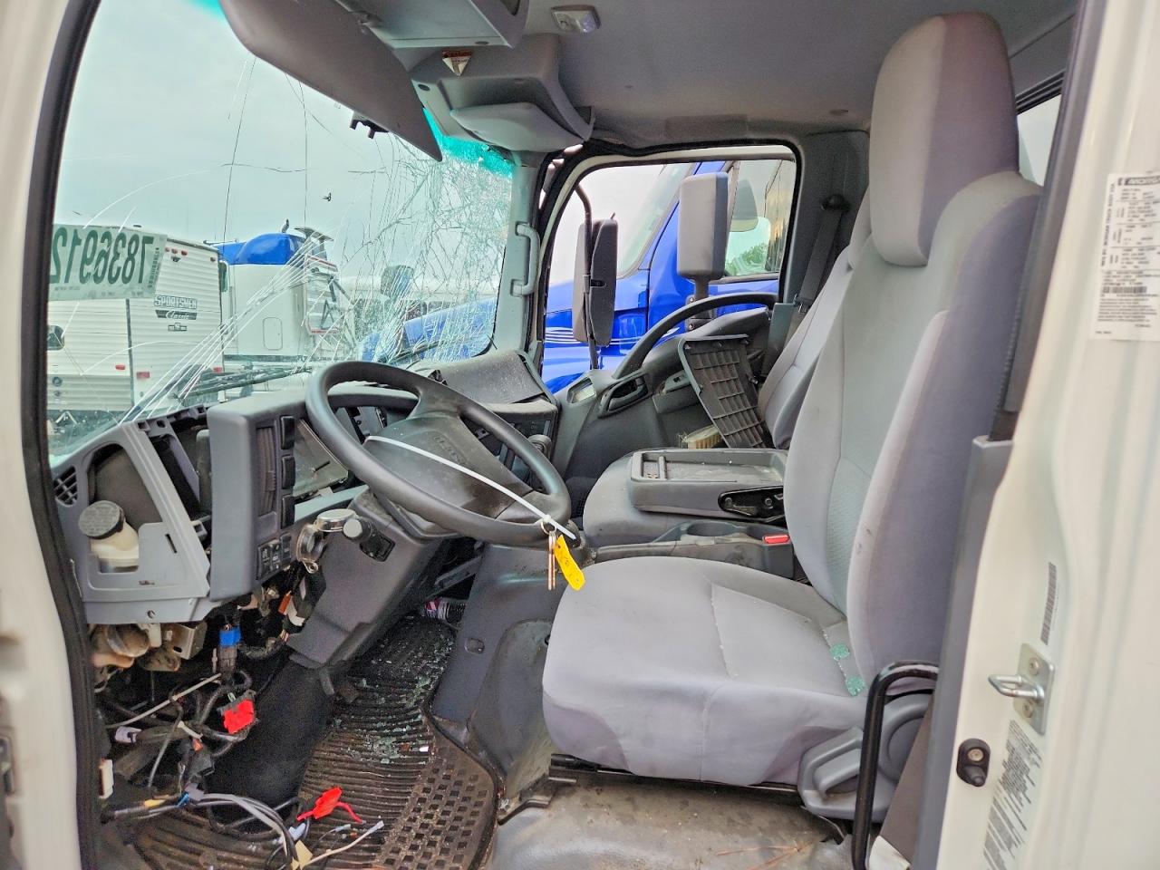 2021 Isuzu All models VIN 54DC4W1D8MS206260 photo 11
