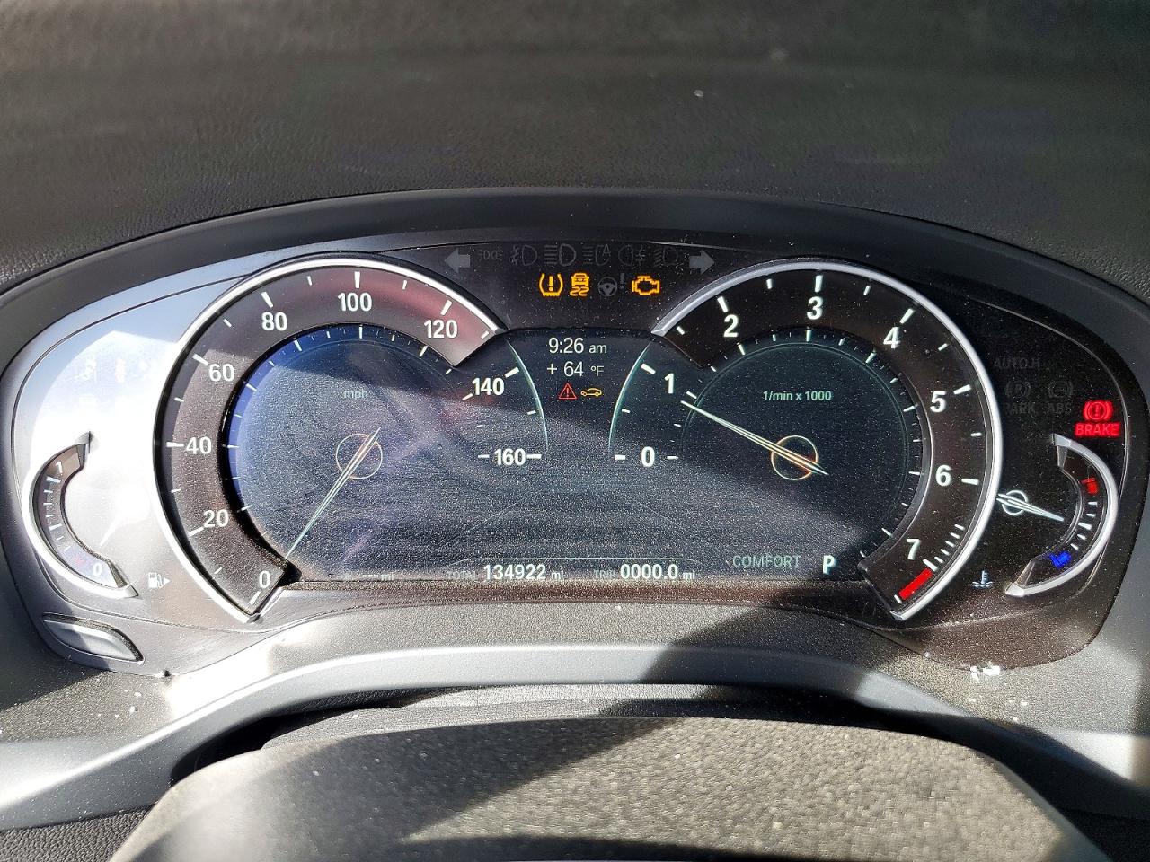 2019 BMW X4 VIN 5UXUJ3C50KLG56807 photo 9