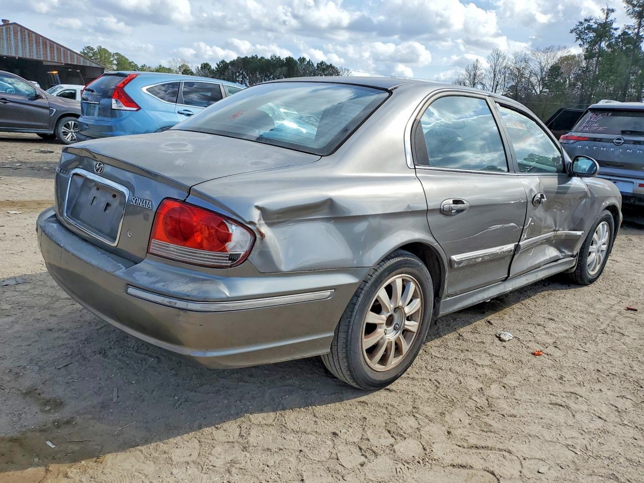 2004 Hyundai Sonata VIN KMHWF35H34A005827 photo 3