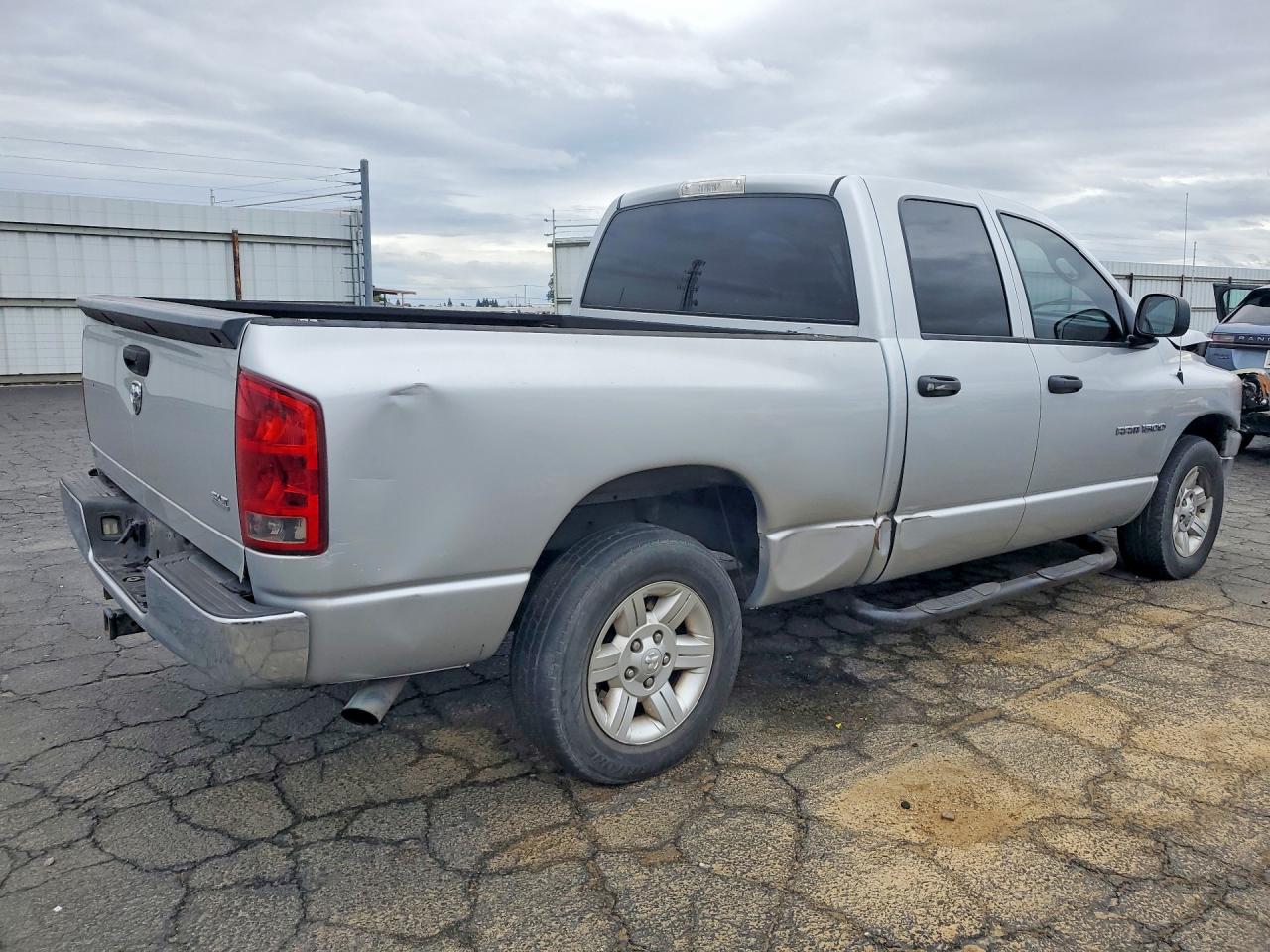 2006 Dodge Ram 1500 VIN 1D7HA18N06S639956 photo 3