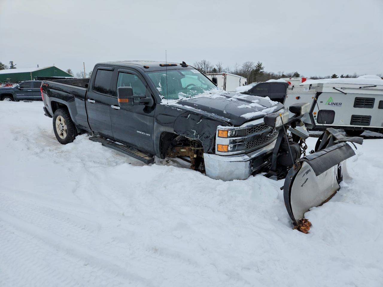 2019 Chev All models VIN 2GC2KREG0K1173957 photo 4