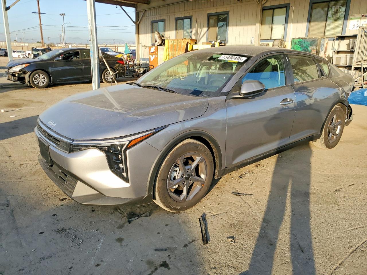 2025 Kia K4 lx VIN 3KPFT4DE9SE238292 photo 1